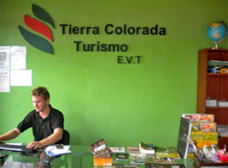 Tierra Colorada Turismo - San Ignacio Misiones